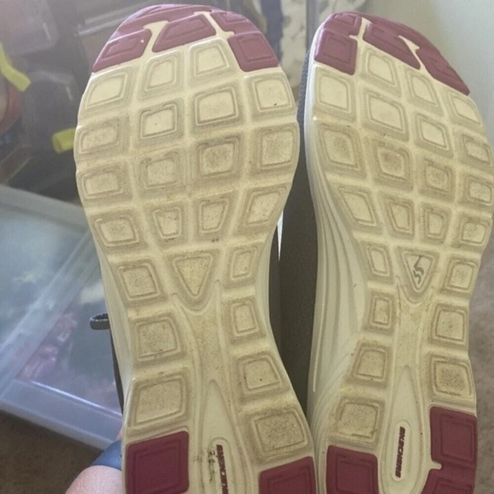 Skechers memory foam pink and grey shoes size 9.5 - Picture 8 of 8